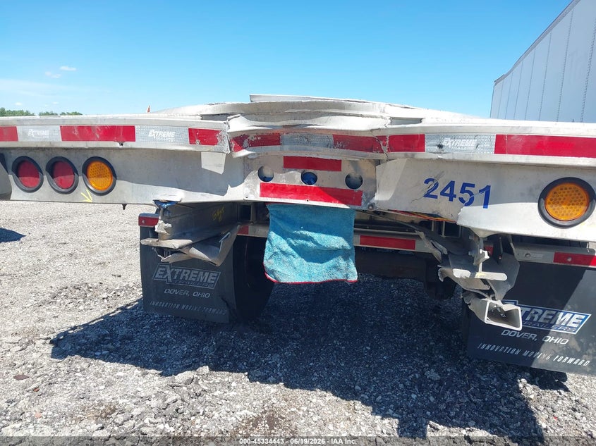 2024 Extreme trailers Flatbed semi trailer VIN 7VGAA5328R1001633 IAAI salvage auction — REAR END, Salvage (Illinois), sold $9,100 on 2026-07-29 (photo 6)