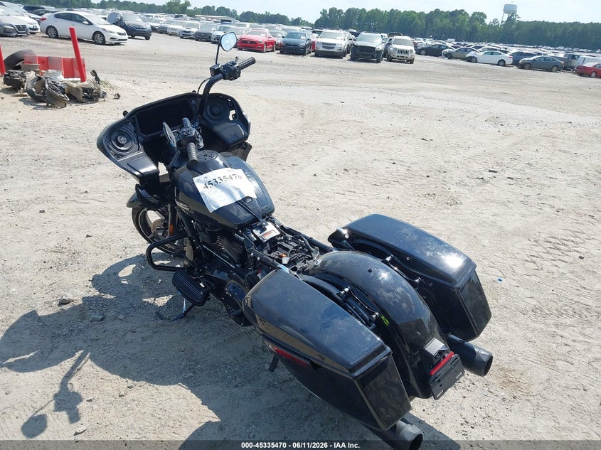 2025 Harley-davidson Road glide VIN 1HD1KH719SB645800 IAAI salvage auction — FRAME DAMAGE, Salvage Title, sold $9,950 on 2026-08-27 (photo 3)