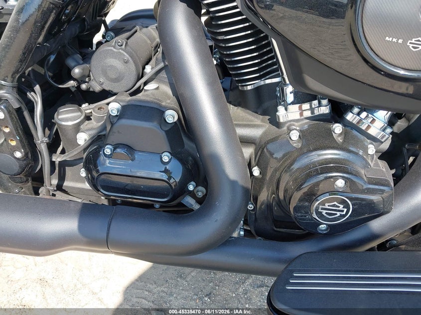 2025 Harley-davidson Road glide VIN 1HD1KH719SB645800 IAAI salvage auction — FRAME DAMAGE, Salvage Title, sold $9,950 on 2026-08-27 (photo 8)