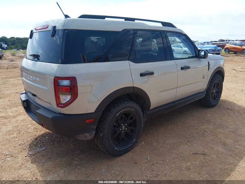 2024 Ford Bronco sport VIN 3FMCR9B69RRE91573 IAAI salvage auction — HAIL, Clear (Missouri), sold $13,100 on 2026-07-30 (photo 4)
