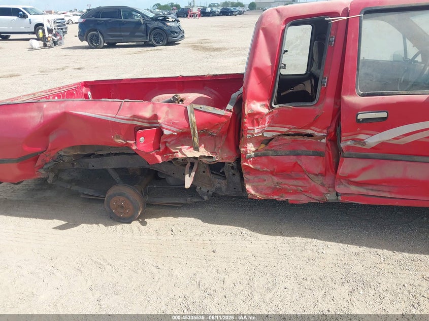1989 Toyota Pickup VIN JT4RN93P8K0009845 IAAI salvage auction — NORMAL WEAR, Original (Texas), sold $1,450 on 2026-07-22 (photo 6)