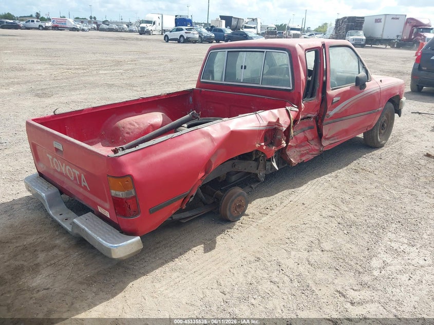 1989 Toyota Pickup VIN JT4RN93P8K0009845 IAAI salvage auction — NORMAL WEAR, Original (Texas), sold $1,450 on 2026-07-22 (photo 4)