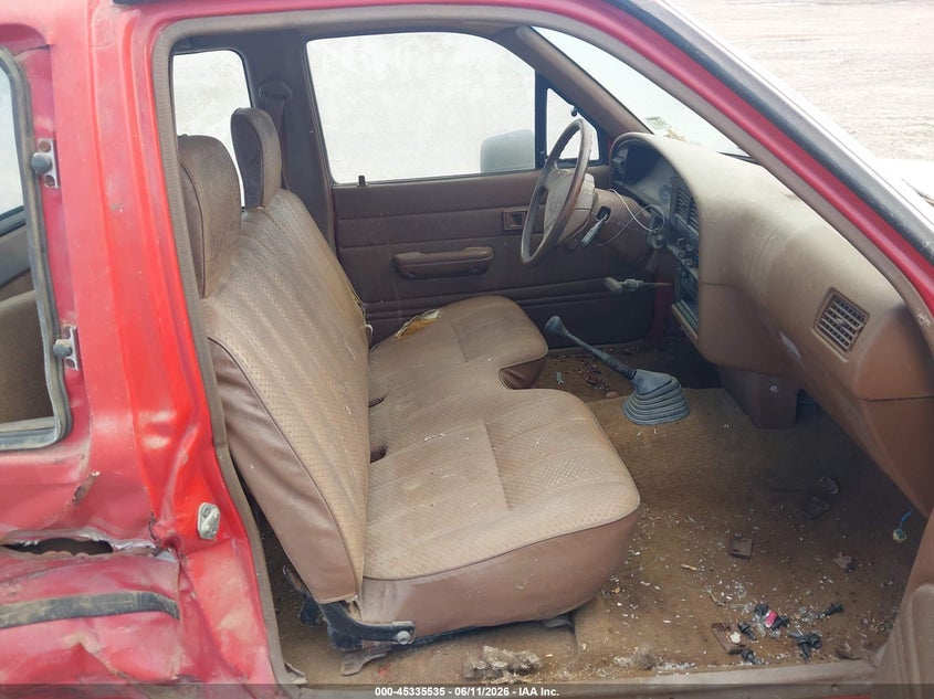 1989 Toyota Pickup VIN JT4RN93P8K0009845 IAAI salvage auction — NORMAL WEAR, Original (Texas), sold $1,450 on 2026-07-22 (photo 5)