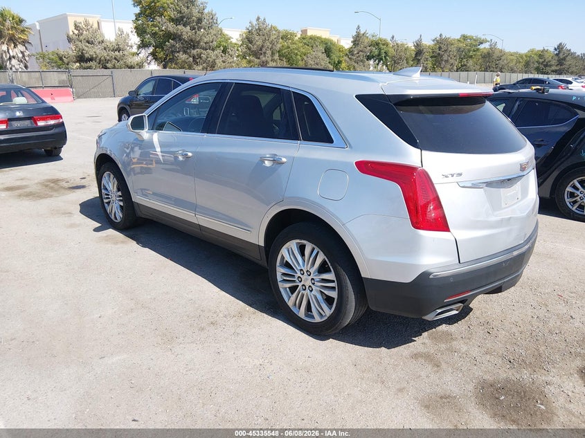 2017 Cadillac Xt5 VIN 1GYKNERS6HZ132936 IAAI salvage auction — RIGHT SIDE, Salvage (Oregon), sold $2,950 on 2026-07-23 (photo 3)