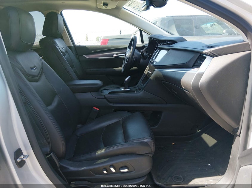 2017 Cadillac Xt5 VIN 1GYKNERS6HZ132936 IAAI salvage auction — RIGHT SIDE, Salvage (Oregon), sold $2,950 on 2026-07-23 (photo 5)