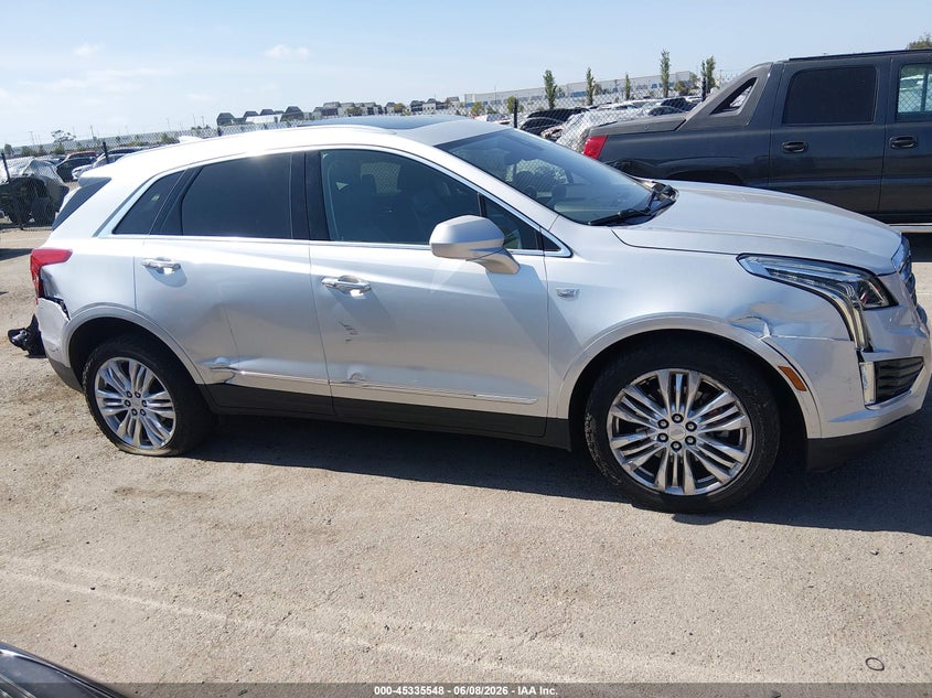 2017 Cadillac Xt5 VIN 1GYKNERS6HZ132936 IAAI salvage auction — RIGHT SIDE, Salvage (Oregon), sold $2,950 on 2026-07-23 (photo 6)