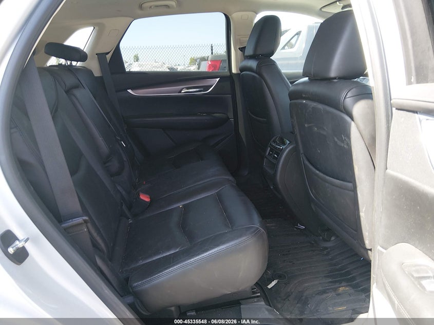 2017 Cadillac Xt5 VIN 1GYKNERS6HZ132936 IAAI salvage auction — RIGHT SIDE, Salvage (Oregon), sold $2,950 on 2026-07-23 (photo 8)