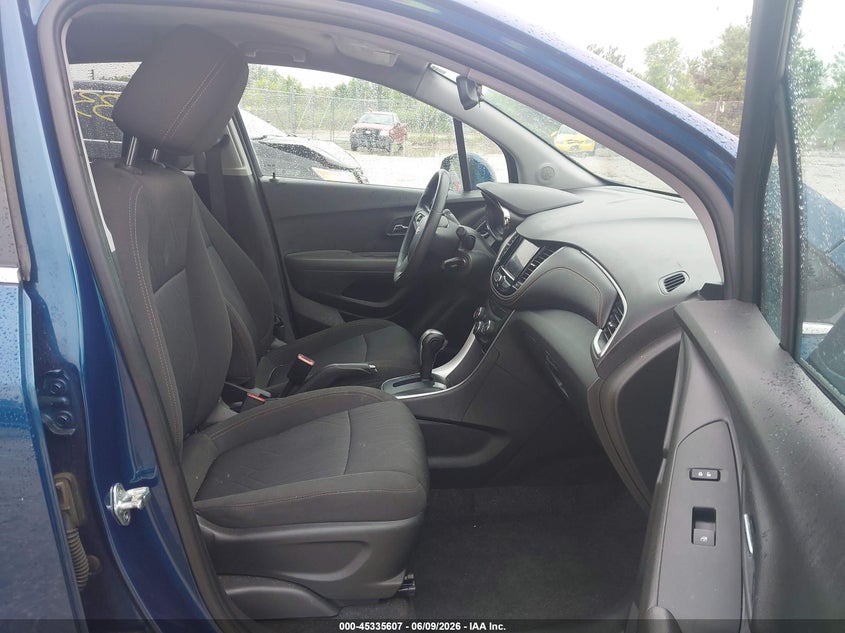 2020 Chevrolet Trax VIN KL7CJLSB3LB339156 IAAI salvage auction — FRONT END, Salvage Title, sold $1,850 on 2026-07-21 (photo 5)