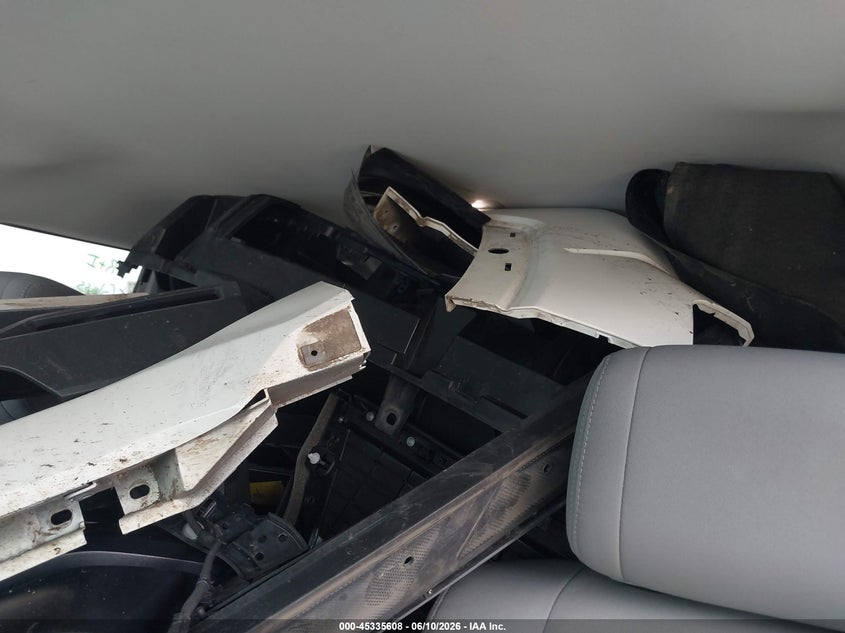 2022 Toyota Tundra VIN 5TFLA5DA8NX040917 IAAI salvage auction — ALL OVER, Salvage (Virginia), sold $12,300 on 2026-07-09 (photo 8)