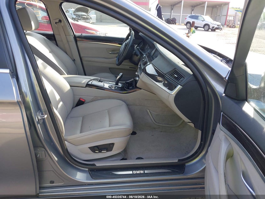 2012 BMW 5er VIN WBAXH5C5XCDW08047 IAAI salvage auction — NORMAL WEAR, Clear (Florida), sold $900 on 2026-08-01 (photo 5)