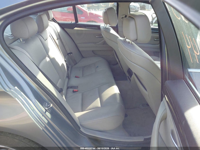 2012 BMW 5er VIN WBAXH5C5XCDW08047 IAAI salvage auction — NORMAL WEAR, Clear (Florida), sold $900 on 2026-08-01 (photo 8)