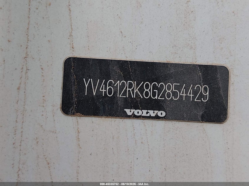 2016 Volvo Xc60 VIN YV4612RK8G2854429 IAAI salvage auction — RIGHT FRONT, Clear (Oklahoma), sold $675 on 2026-08-05 (photo 9)