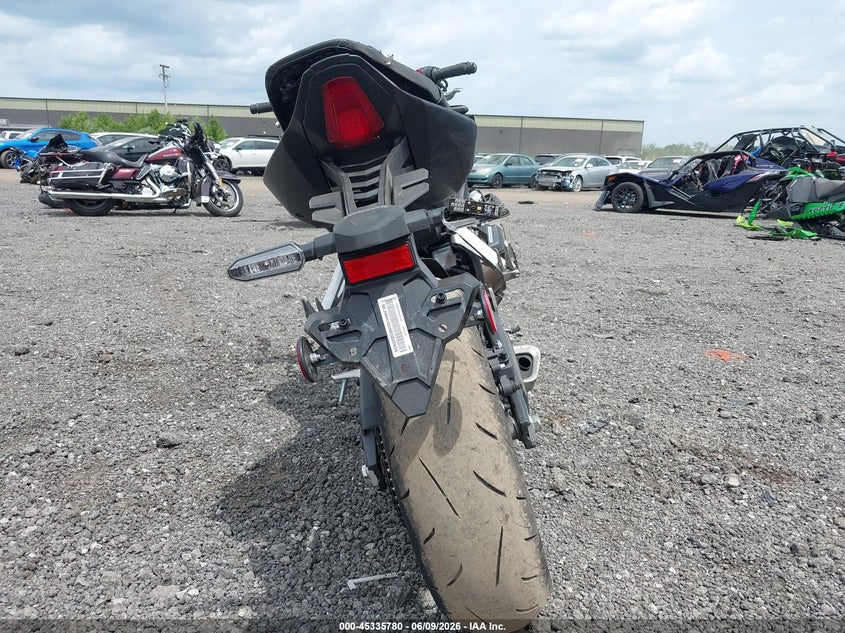 2024 Honda Cb VIN MLHRH1659R5000956 IAAI salvage auction — FRONT END, Salvage Title, sold $3,700 on 2026-07-28 (photo 6)