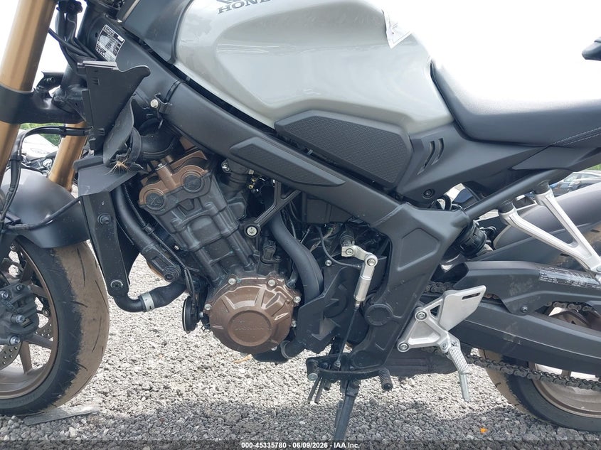 2024 Honda Cb VIN MLHRH1659R5000956 IAAI salvage auction — FRONT END, Salvage Title, sold $3,700 on 2026-07-28 (photo 9)