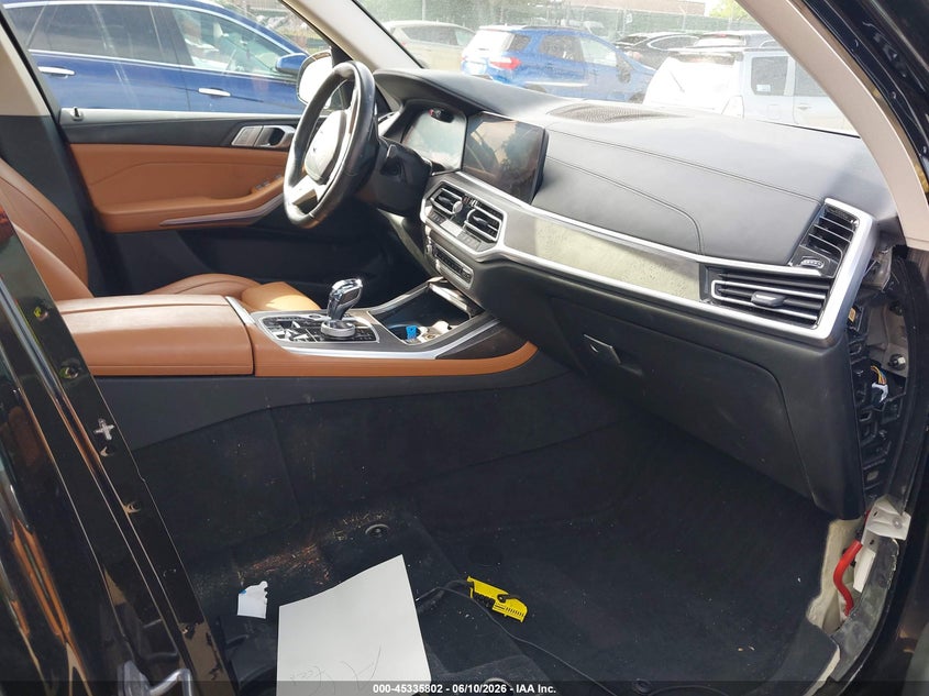 2022 BMW X7 VIN 5UXCW2C00N9L52046 IAAI salvage auction — RIGHT SIDE, Salvage (Pennsylvania), sold $22,400 on 2026-07-17 (photo 5)