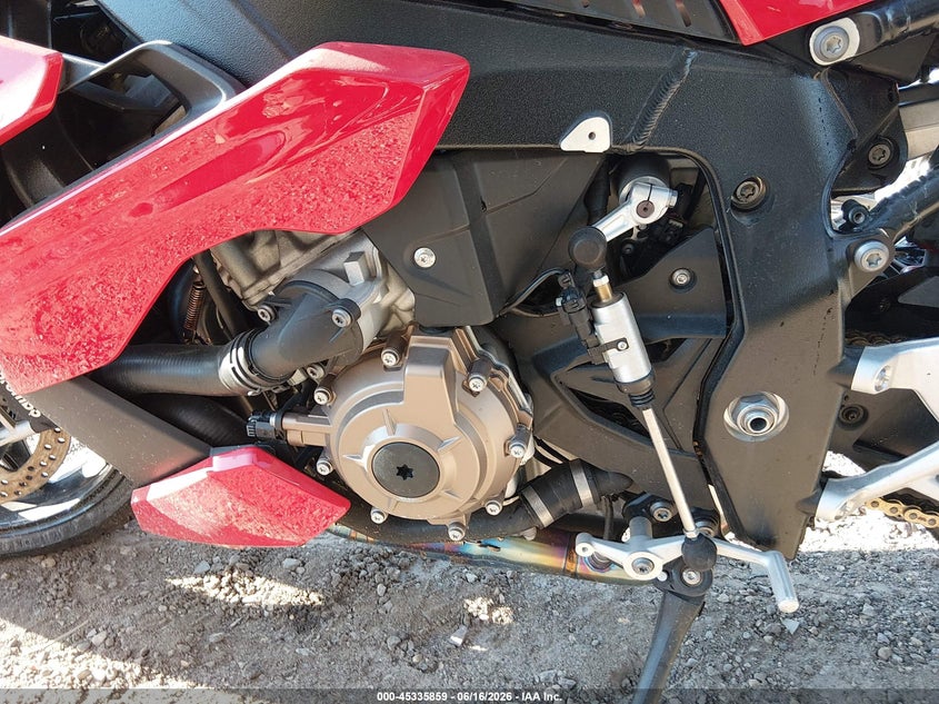 2022 BMW S 1000 VIN WB10E5306N6E37225 IAAI salvage auction — RIGHT SIDE, Junk Bill Of Sale Mv2459 (Wisconsin), sold $5,650 on 2026-07-08 (photo 9)