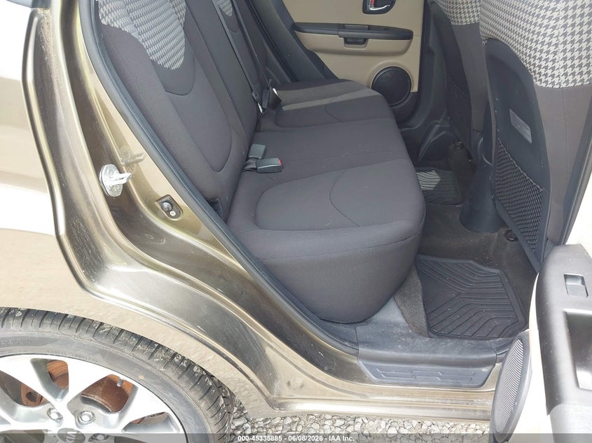 2012 Kia Soul VIN KNDJT2A68C7428081 IAAI salvage auction — NORMAL WEAR, Salvage Title, sold $700 on 2026-07-08 (photo 8)