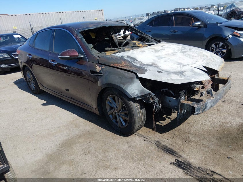 2020 Kia Optima VIN 5XXGT4L36LG387692 IAAI salvage auction — EXTERIOR BURN, Salvage Title, sold $350 on 2026-07-13 (photo 1)