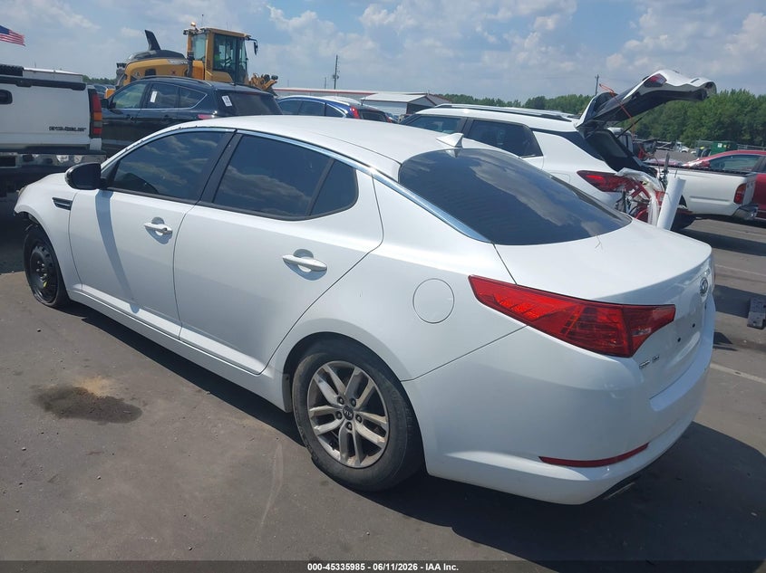 2011 Kia Optima VIN KNAGM4A74B5072960 IAAI salvage auction — NORMAL WEAR, Clear (North Carolina), sold $375 on 2026-07-15 (photo 3)