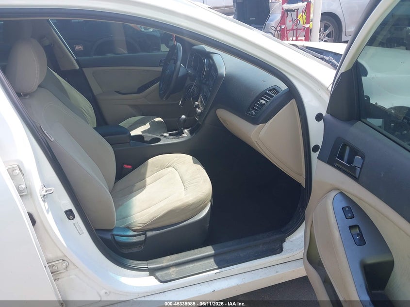 2011 Kia Optima VIN KNAGM4A74B5072960 IAAI salvage auction — NORMAL WEAR, Clear (North Carolina), sold $375 on 2026-07-15 (photo 5)