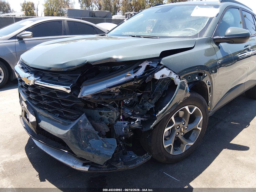 2025 Chevrolet Trax VIN KL77LHEP1SC314345 IAAI salvage auction — LEFT FRONT, Salvage Title, sold $5,050 on 2026-07-16 (photo 6)