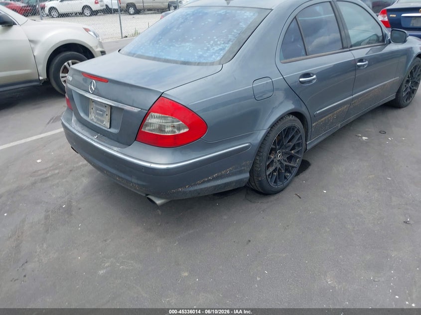 2009 Mercedes-benz E-klasse VIN WDBUF56X89B418971 IAAI salvage auction — WATER/FLOOD, Salvage (North Carolina), sold $25 on 2026-07-22 (photo 4)