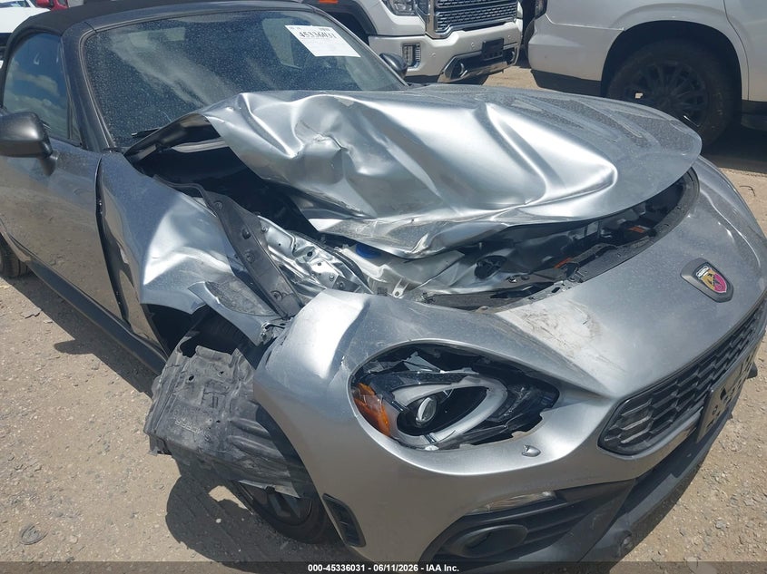 2017 Fiat 124 spider VIN JC1NFAEK2H0119486 IAAI salvage auction — RIGHT FRONT, Original (Texas), sold $2,350 on 2026-08-09 (photo 6)