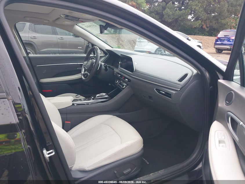 2022 Hyundai Sonata VIN KMHL34J21NA204377 IAAI salvage auction — LEFT SIDE, Salvage Title, sold $9,100 on 2026-07-08 (photo 5)