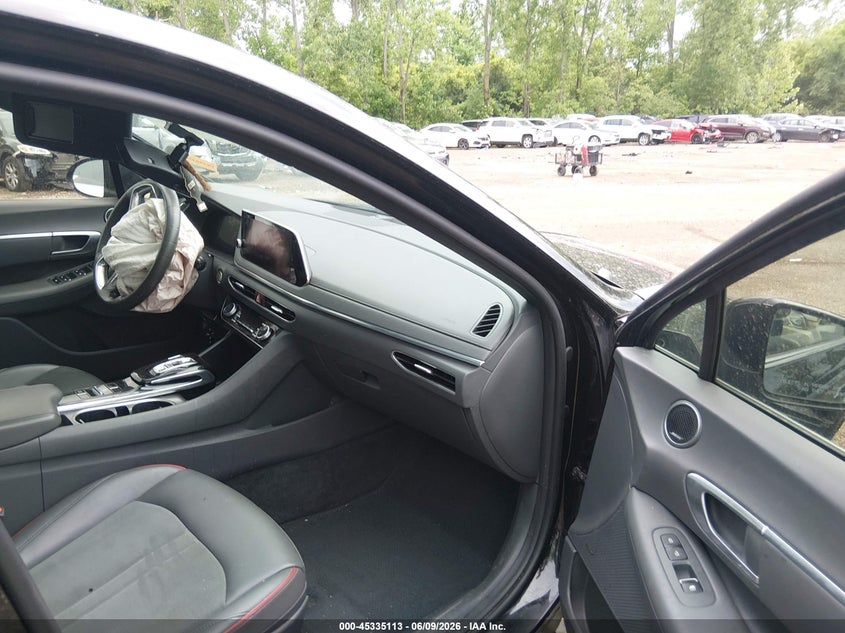 2021 Hyundai Sonata VIN 5NPEJ4J22MH117467 IAAI salvage auction — RIGHT FRONT, Salvage Title, sold $4,250 on 2026-07-31 (photo 5)