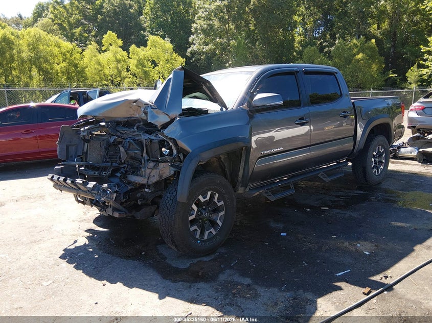 2017 Toyota Tacoma VIN 5TFCZ5AN6HX064265 IAAI salvage auction — FRONT END, Salvage Title, sold $5,400 on 2026-08-01 (photo 2)