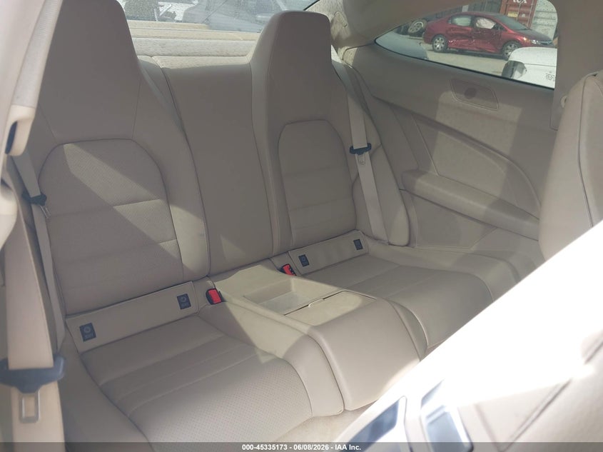 2014 Mercedes-benz C-klasse VIN WDDGJ8JBXEG161292 IAAI salvage auction — FRONT END, Salvage Title, sold $1,050 on 2026-07-15 (photo 8)