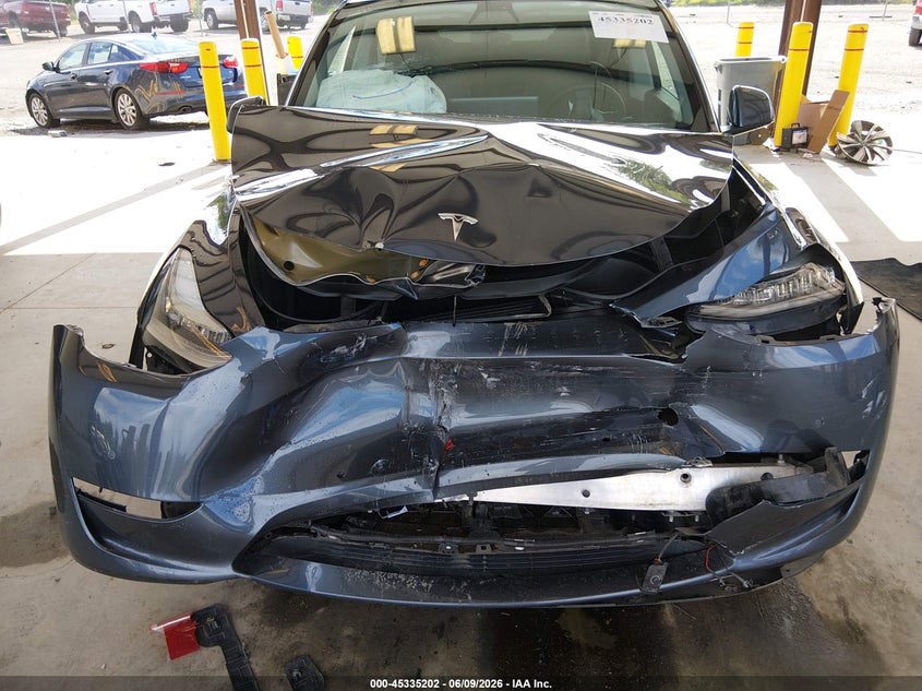 2020 Tesla Model y VIN 5YJYGDEE4LF013365 IAAI salvage auction — FRONT END, Salvage Title, sold $6,550 on 2026-07-09 (photo 6)