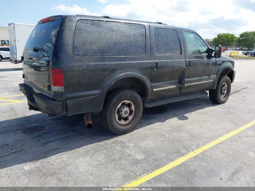 2005 Ford Excursion VIN 1FMSU43P65EB63285 IAAI salvage auction — NORMAL WEAR, Clear (Florida), sold $1,100 on 2026-07-09 (photo 4)
