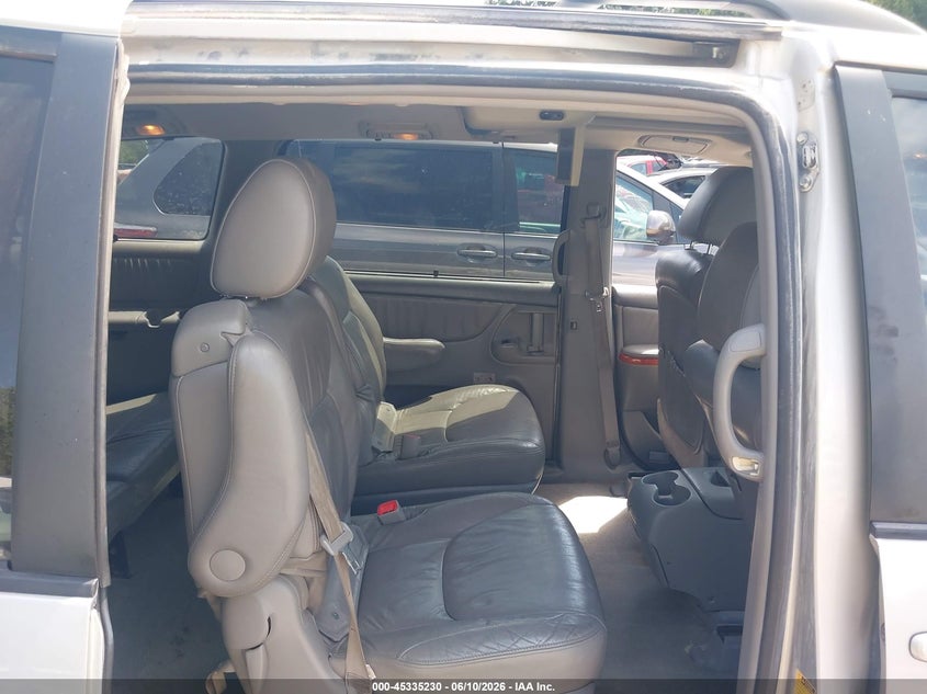 2010 Toyota Sienna VIN 5TDYK4CC6AS340908 IAAI salvage auction — REAR END, Salvage (Kansas), sold $400 on 2026-07-08 (photo 8)