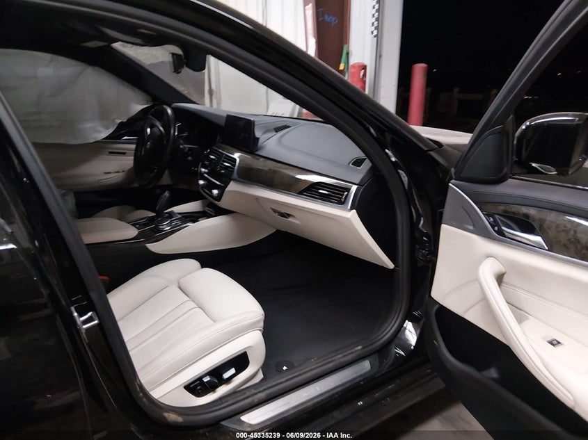 2017 BMW 5er VIN WBAJE5C37HG916697 IAAI salvage auction — LEFT SIDE, Salvage (Arizona), sold $6,900 on 2026-07-28 (photo 5)