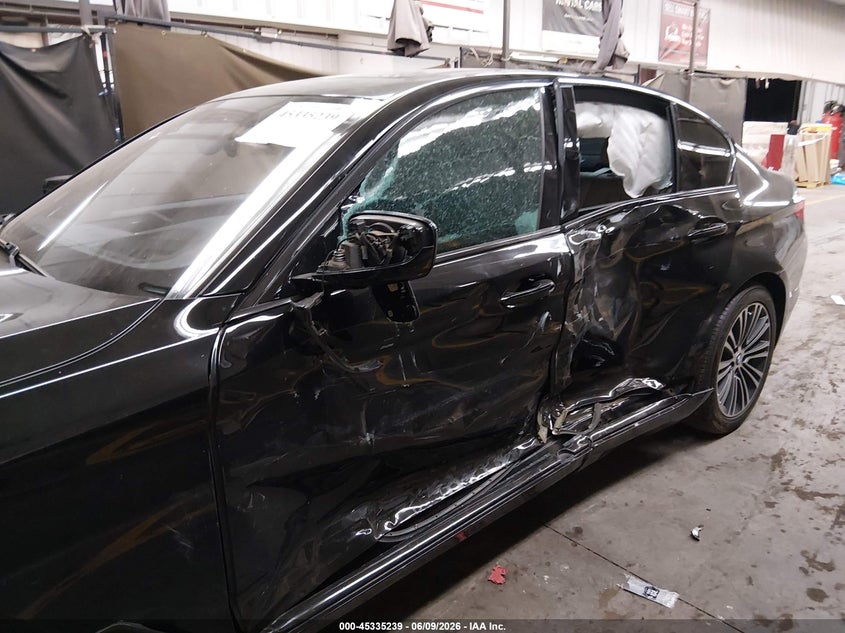 2017 BMW 5er VIN WBAJE5C37HG916697 IAAI salvage auction — LEFT SIDE, Salvage (Arizona), sold $6,900 on 2026-07-28 (photo 6)