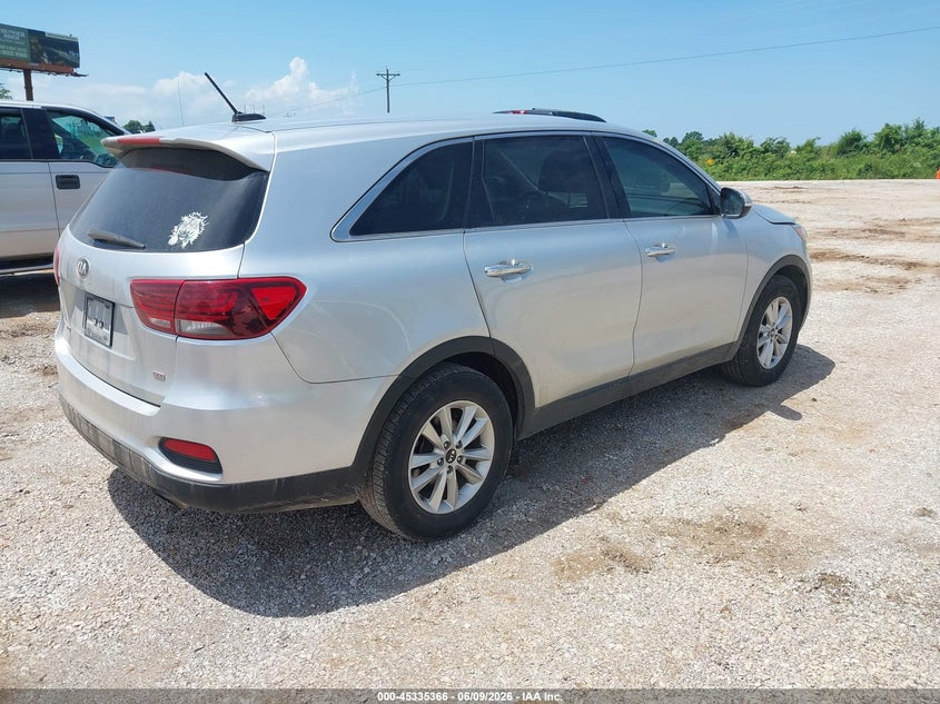 2019 Kia Sorento VIN 5XYPG4A34KG539230 IAAI salvage auction — HAIL, Salvage (Missouri), sold $2,700 on 2026-07-20 (photo 4)