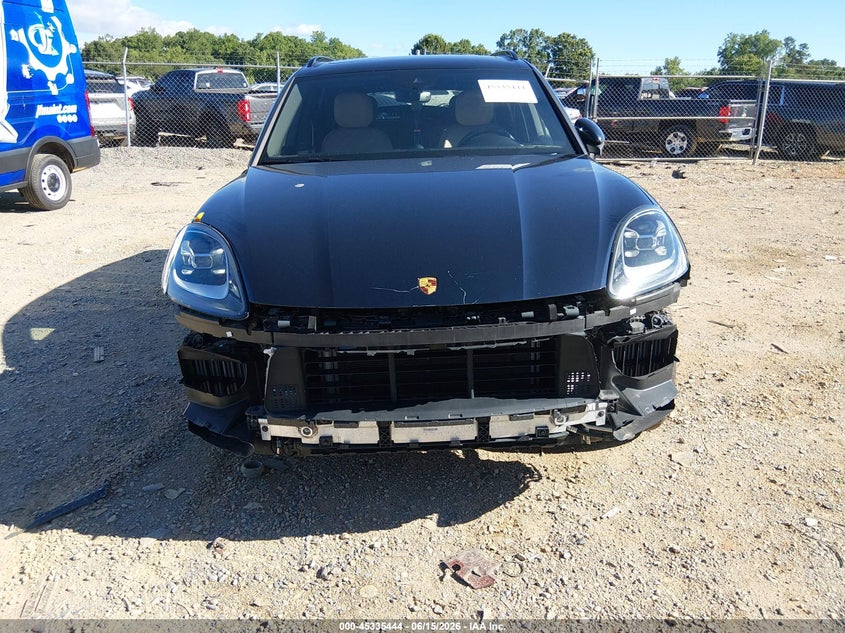 2023 Porsche Cayenne VIN WP1AA2AY2PDA07986 IAAI salvage auction — FRONT END, Salvage (North Carolina), sold $26,850 on 2026-07-20 (photo 6)