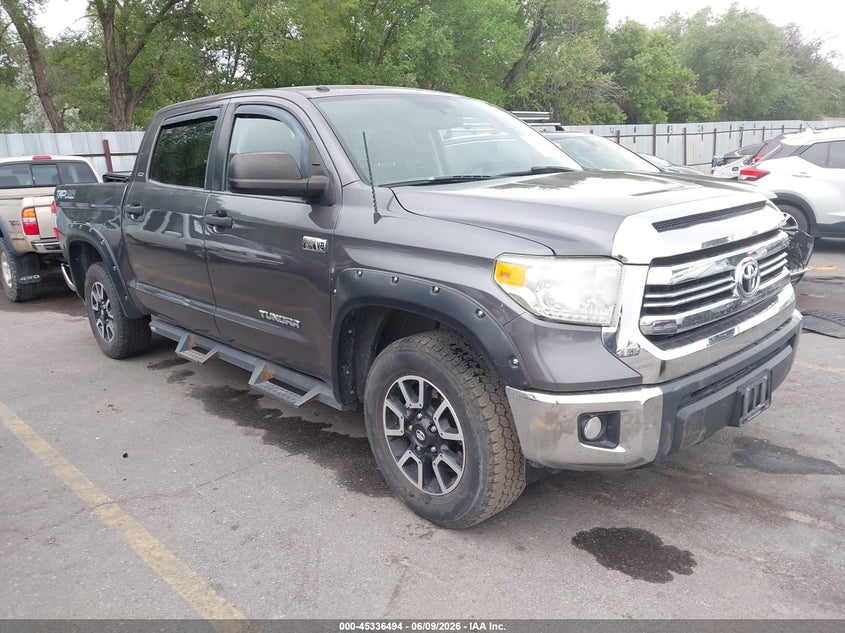 2017 Toyota Tundra VIN 5TFDW5F1XHX675323 IAAI salvage auction — REAR END, Salvage (Utah), sold $17,500 on 2026-07-23 (photo 1)