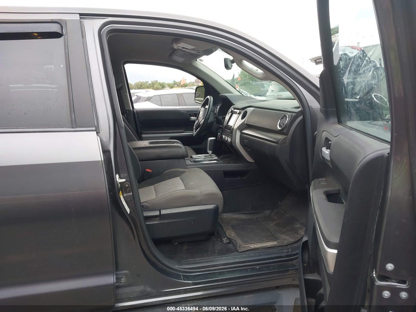 2017 Toyota Tundra VIN 5TFDW5F1XHX675323 IAAI salvage auction — REAR END, Salvage (Utah), sold $17,500 on 2026-07-23 (photo 5)