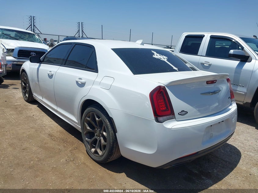 2017 Chrysler 300 VIN 2C3CCABG8HH664675 IAAI salvage auction — WATER/FLOOD, Salvage Title, sold $1,575 on 2026-08-25 (photo 3)