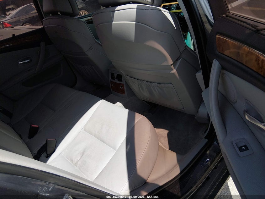 2008 BMW 5 series VIN WBANW135X8CZ81141 IAAI salvage auction — NORMAL WEAR, Original (Texas), sold $400 on 2026-07-29 (photo 8)