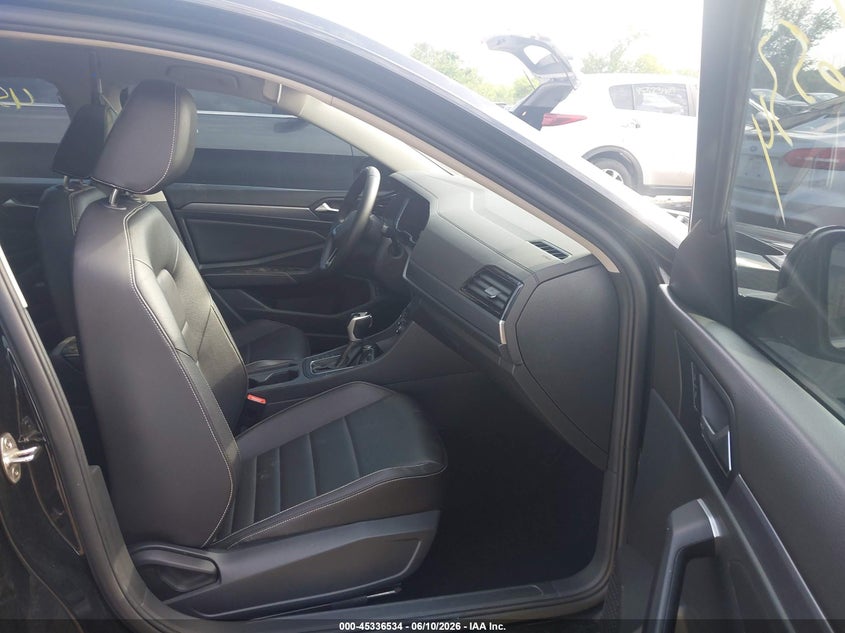 2024 Volkswagen Jetta VIN 3VW7M7BU6RM022443 IAAI salvage auction — LEFT FRONT, Salvage Title, sold $25 on 2026-07-31 (photo 5)