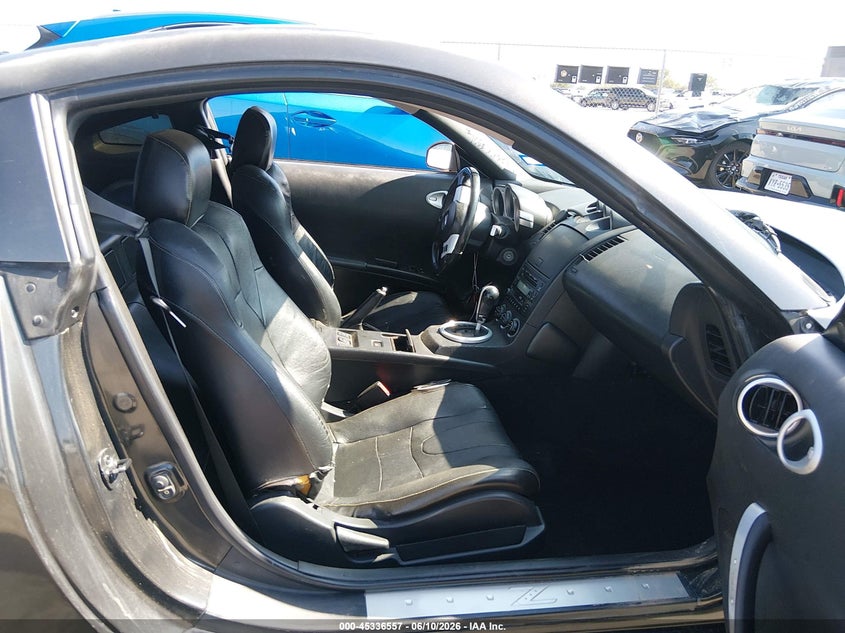 2004 Nissan 350z VIN JN1AZ34D84M103127 IAAI salvage auction — FRONT & REAR, Salvage (Texas), sold $675 on 2026-07-29 (photo 5)