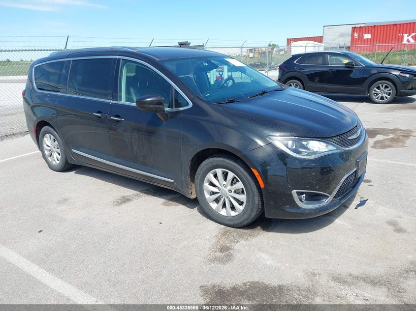 2018 Chrysler Pacifica VIN 2C4RC1BG8JR235932 IAAI salvage auction — HAIL, Certificate Of Title (Nebraska), sold $5,100 on 2026-07-11 (photo 1)