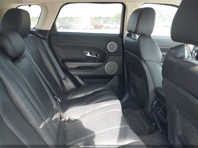 2013 Land rover Range rover evoque VIN SALVR2BG4DH817537 IAAI salvage auction — NORMAL WEAR, Clear (Illinois), sold $700 on 2026-07-22 (photo 8)