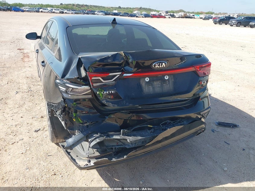 2019 Kia Forte VIN 3KPF54AD0KE029643 IAAI salvage auction — REAR END, Original (Texas), sold $1,750 on 2026-08-27 (photo 6)