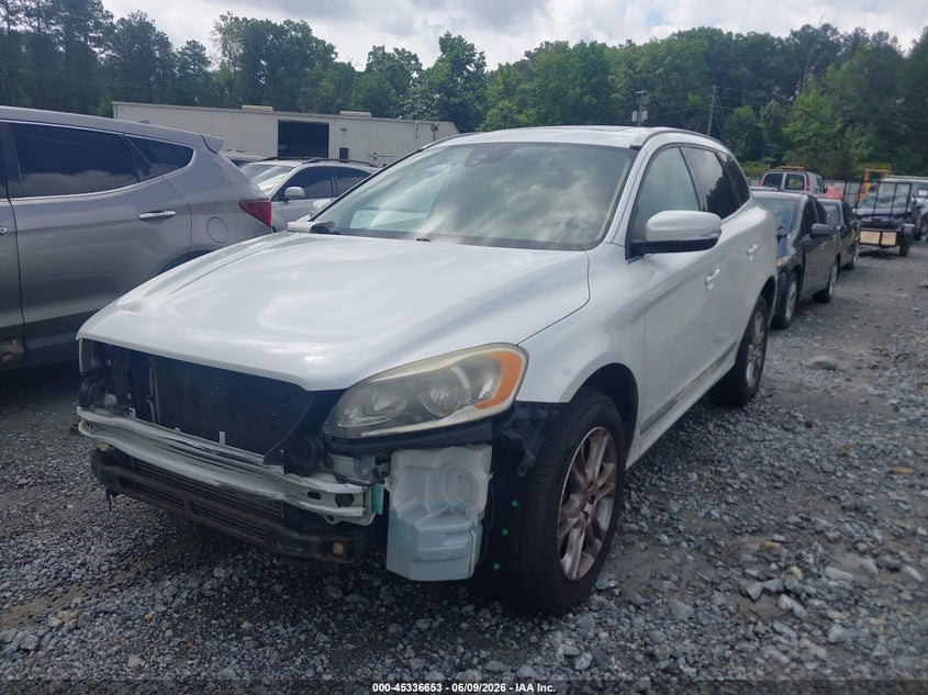 2015 Volvo Xc60 VIN YV4612RK9F2630181 IAAI salvage auction — FRONT END, Salvage Title, sold $1,250 on 2026-07-11 (photo 2)