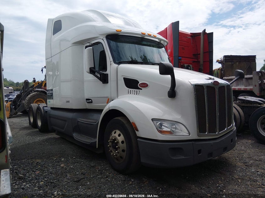 2020 Peterbilt 579 VIN 1XPBDP9X7LD689083 — IAAI salvage auction photo