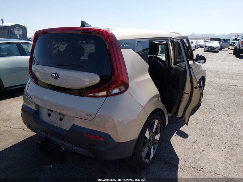 2020 Kia Soul VIN KNDJ33AUXL7051029 IAAI salvage auction — LEFT & RIGHT, Salvage (Texas), sold $2,350 on 2026-07-22 (photo 4)